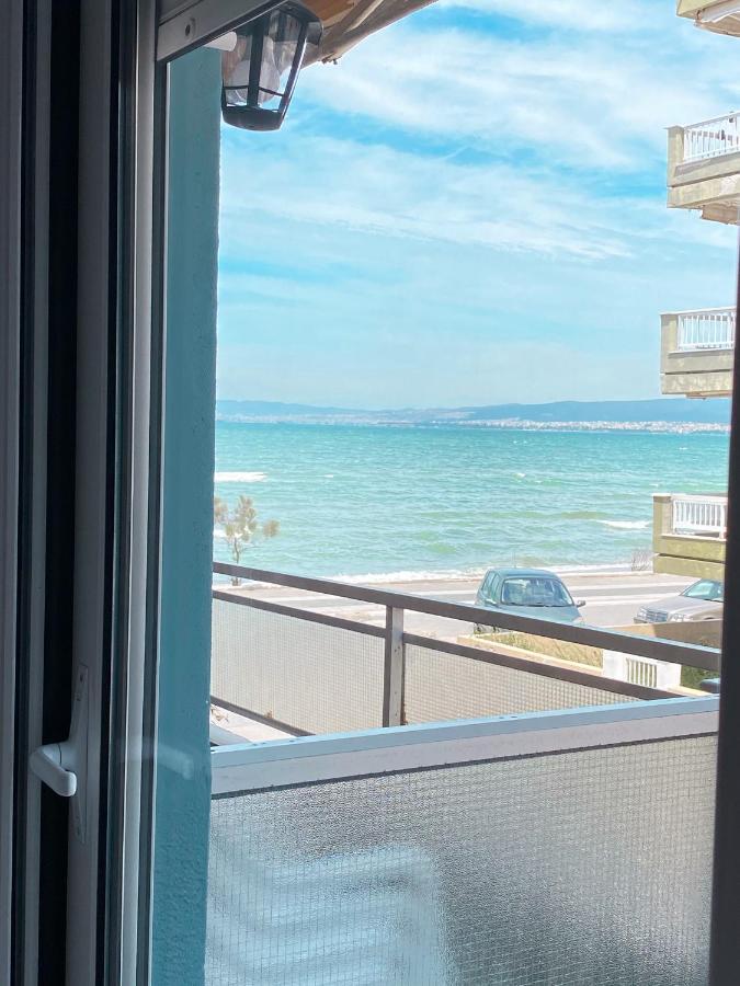 A Wonderful Apartment In Front Of The Sea! Peraía Eksteriør bilde